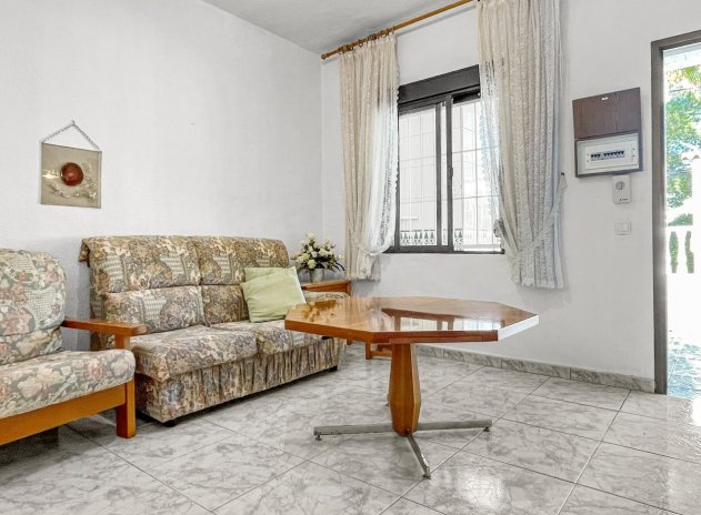 Herverkoop - Rijwoning - Torrevieja - La Siesta