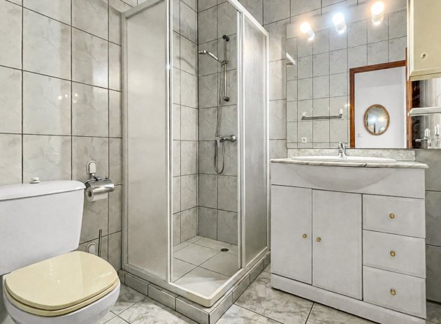 Herverkoop - Rijwoning - Torrevieja - La Siesta