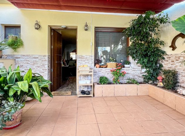 Herverkoop - Rijwoning - Torrevieja - Los Balcones