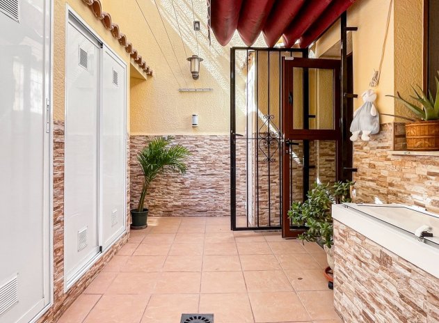 Herverkoop - Rijwoning - Torrevieja - Los Balcones