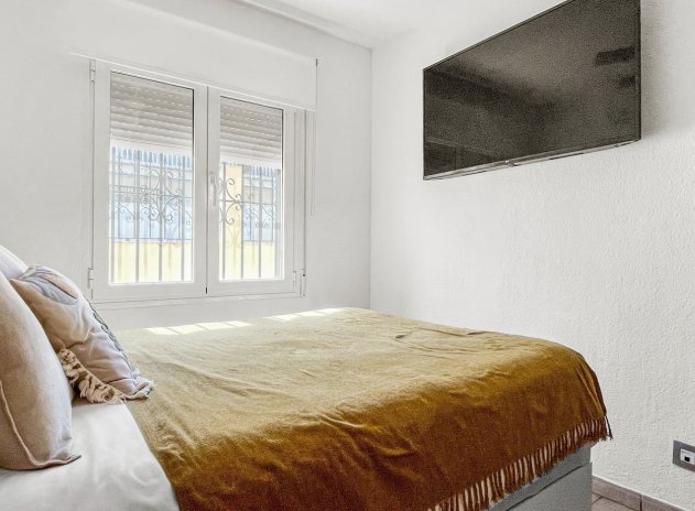 Herverkoop - Rijwoning - Torrevieja - Los Balcones