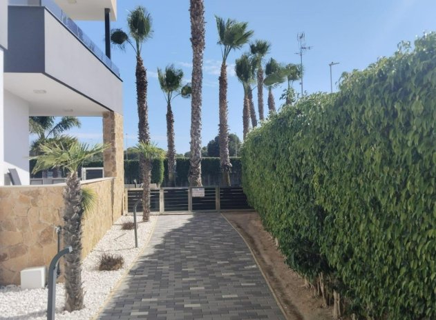 Resale - Apartment / Flat * - Orihuela Costa * - Los Altos *
