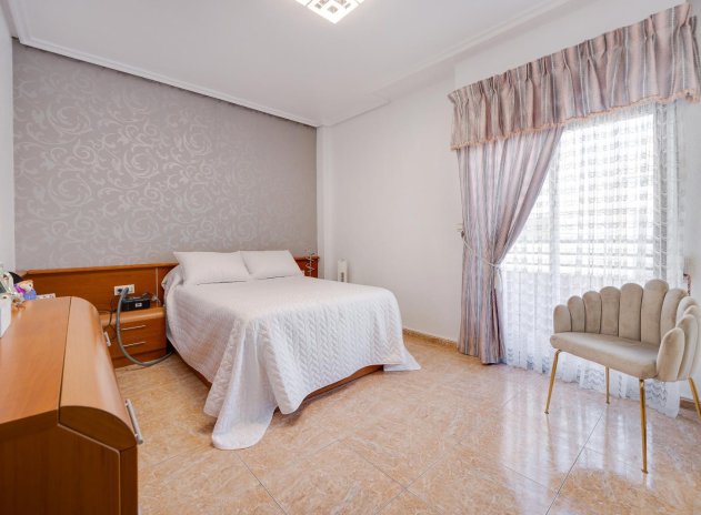 Revente - Appartement - Torrevieja - Centro - Muelle Pesquero