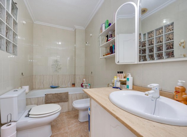 Revente - Appartement - Torrevieja - Centro - Muelle Pesquero