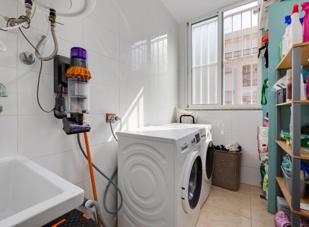 Herverkoop - Appartement - Torrevieja - Centro - Muelle Pesquero