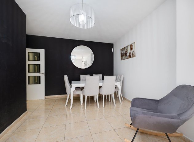 Herverkoop - Appartement - Torrevieja - Centro - Muelle Pesquero