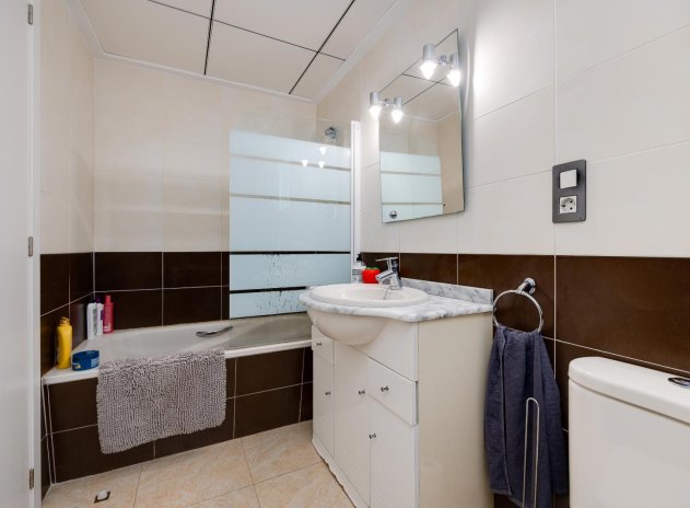Herverkoop - Appartement - Torrevieja - Centro - Muelle Pesquero