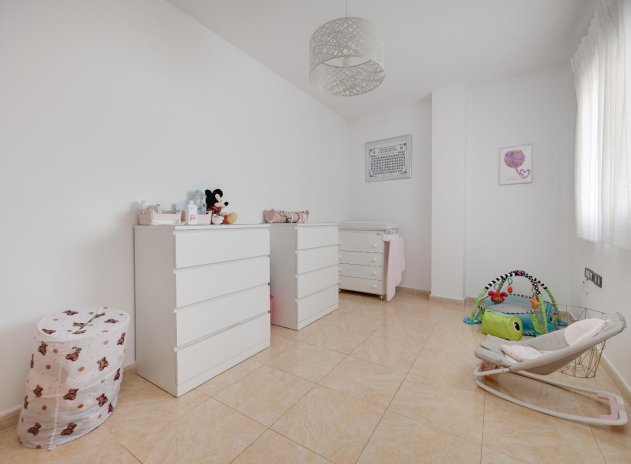 Herverkoop - Appartement - Torrevieja - Centro - Muelle Pesquero