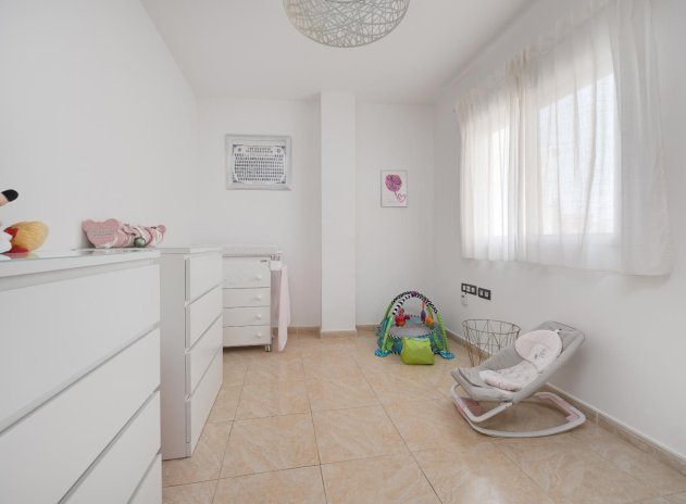 Herverkoop - Appartement - Torrevieja - Centro - Muelle Pesquero