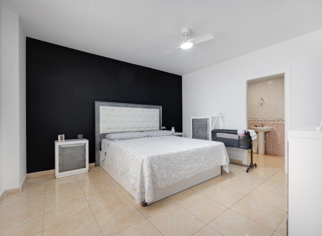 Herverkoop - Appartement - Torrevieja - Centro - Muelle Pesquero