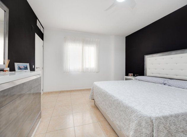 Herverkoop - Appartement - Torrevieja - Centro - Muelle Pesquero