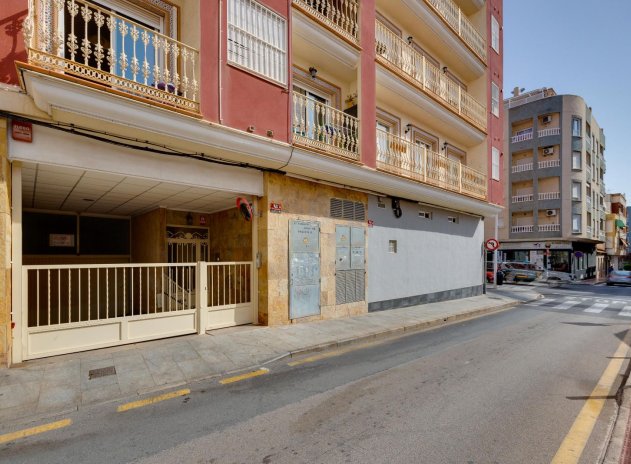 Herverkoop - Appartement - Torrevieja - Centro - Muelle Pesquero