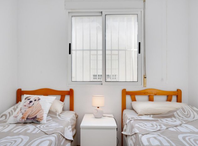 Wiederverkauf - Wohnung - Torrevieja - Parque de las Naciones