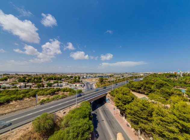 Wiederverkauf - Wohnung - Torrevieja - Parque de las Naciones