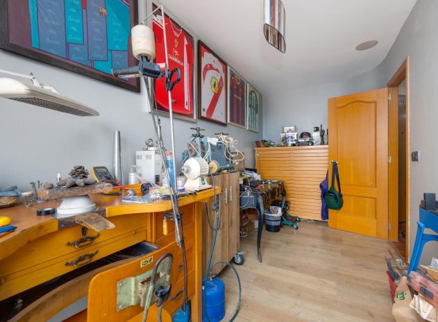 Resale - Apartment / Flat * - Pilar de la Horadada *