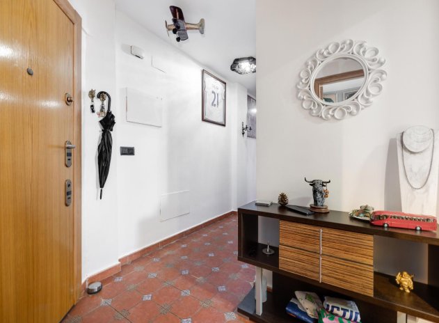 Resale - Apartment / Flat * - Pilar de la Horadada *