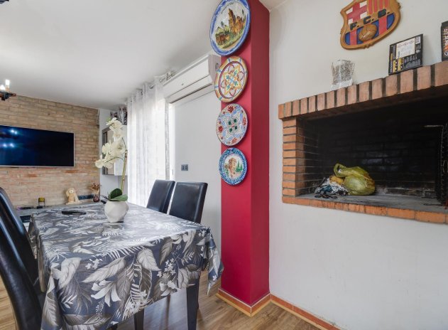 Resale - Apartment / Flat * - Pilar de la Horadada *