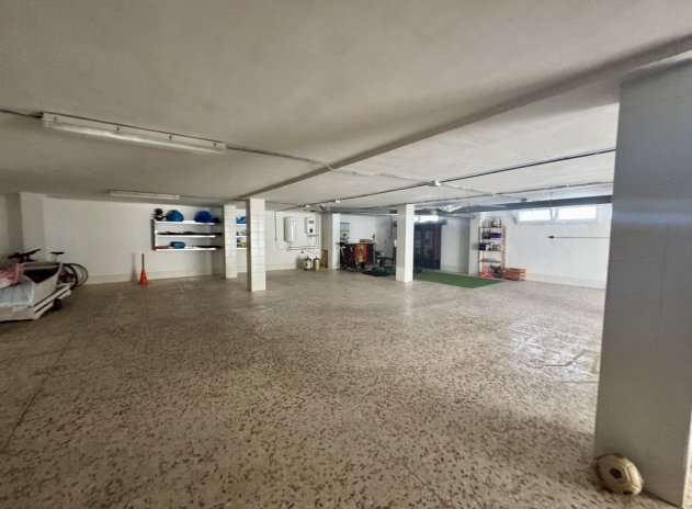 Resale - Villa * - Mar de Cristal *
