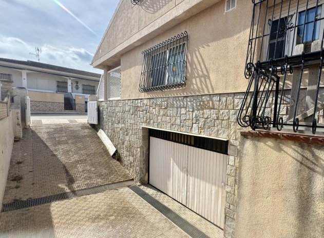 Resale - Villa * - Mar de Cristal *