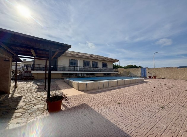 Resale - Villa * - Mar de Cristal *