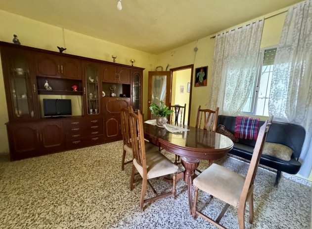 Wiederverkauf - Finca / Ländliches Wohnhaus - Los Belones