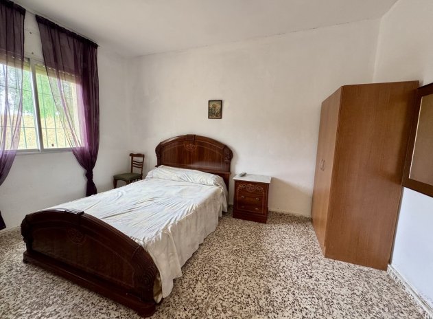 Wiederverkauf - Finca / Ländliches Wohnhaus - Los Belones
