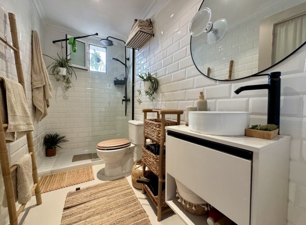 Resale - Apartment / Flat * - Mar de Cristal *