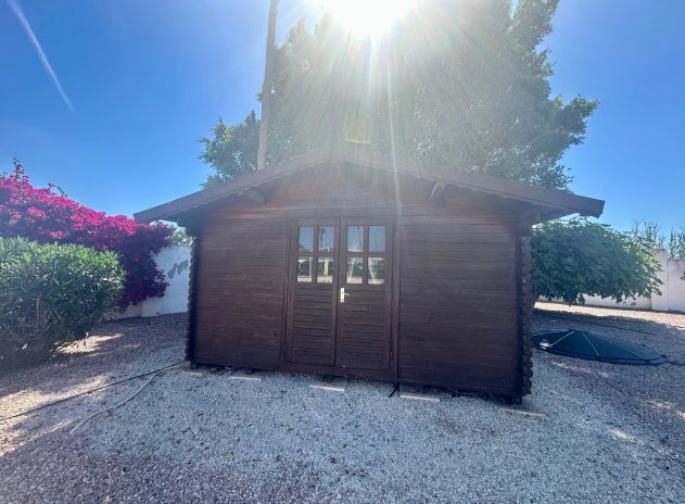 Wiederverkauf - Finca / Ländliches Wohnhaus - Catral