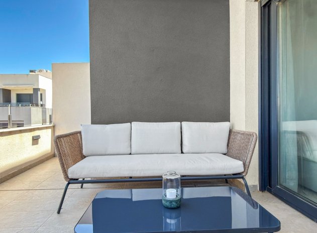 Resale - Apartment / Flat * - Orihuela Costa * - Los Altos *