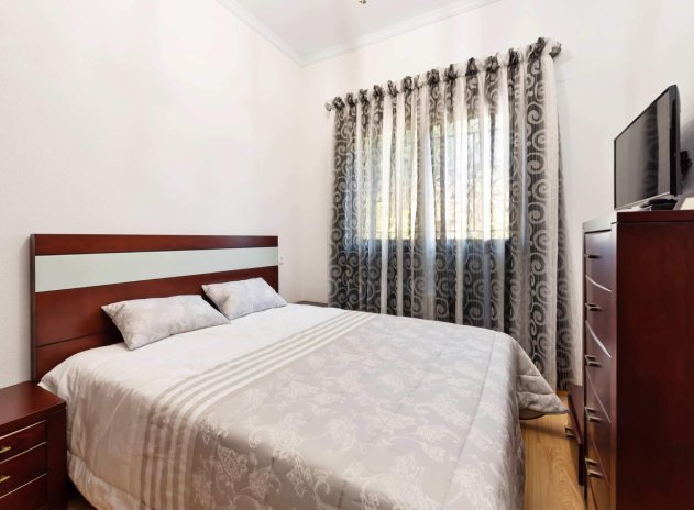 Herverkoop - Villa - Orihuela Costa - Campoamor
