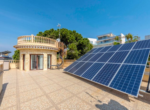 Herverkoop - Villa - Orihuela Costa - Campoamor