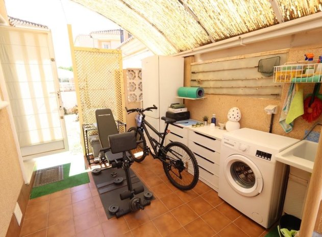 Herverkoop - Villa - Torrevieja - Los Balcones