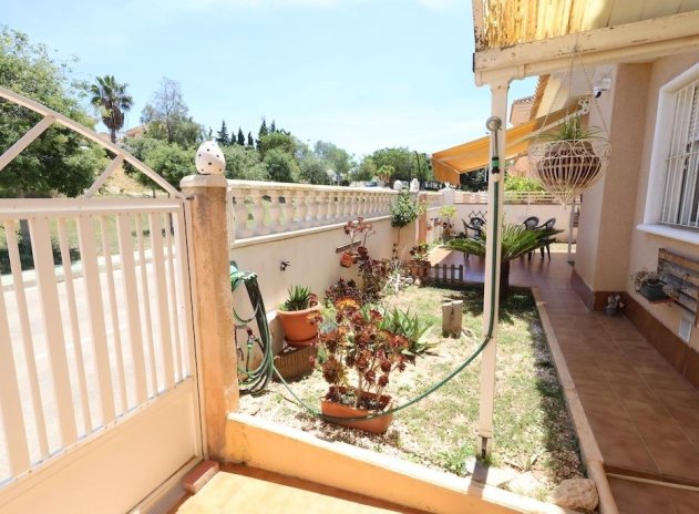 Herverkoop - Villa - Torrevieja - Los Balcones