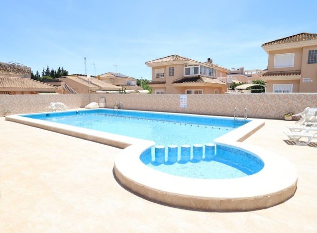 Herverkoop - Villa - Torrevieja - Los Balcones