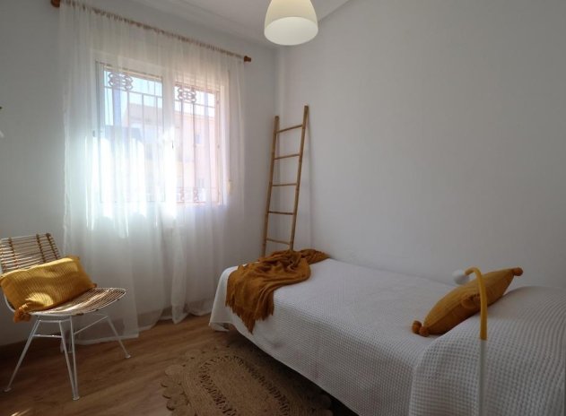 Herverkoop - Appartement - Orihuela Costa - La Zenia