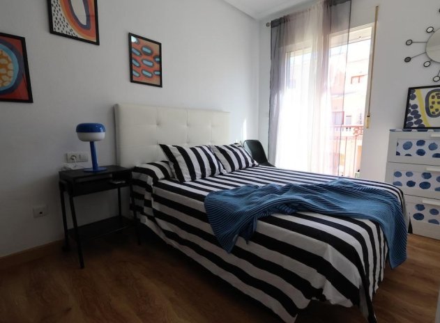 Herverkoop - Appartement - Orihuela Costa - La Zenia