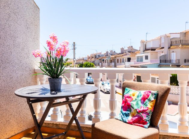 Resale - Apartment / Flat * - Guardamar del Segura * - El moncayo