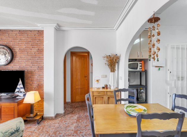 Resale - Apartment / Flat * - Guardamar del Segura * - El moncayo