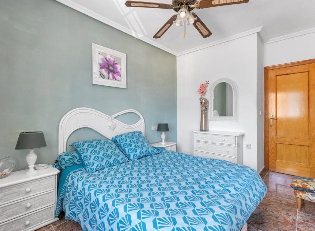 Resale - Apartment / Flat * - Guardamar del Segura * - El moncayo