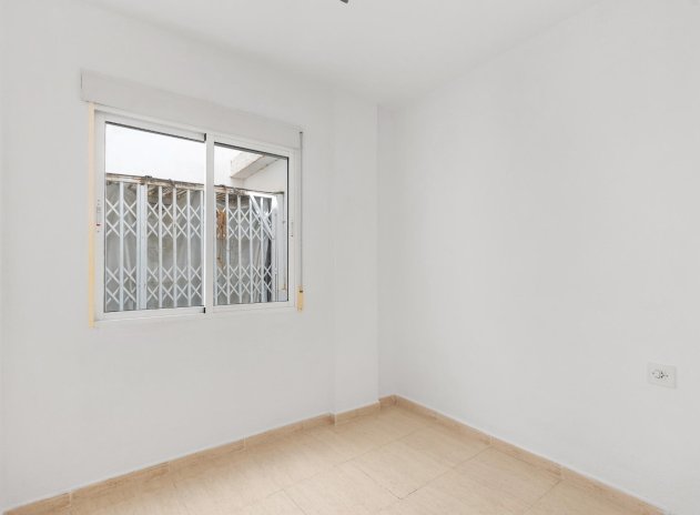 Wiederverkauf - Wohnung - Torrevieja - Puerto Deportivo