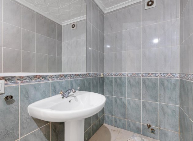 Wiederverkauf - Wohnung - Torrevieja - Puerto Deportivo