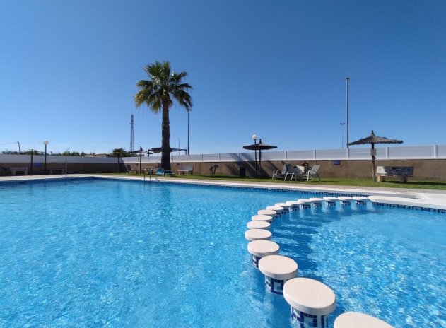 Herverkoop - Villa - Algorfa - Algorfa - Urb. Montebello