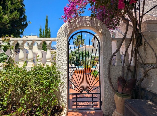 Resale - Villa * - Ciudad Quesada *