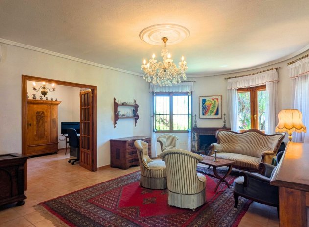 Resale - Villa * - Ciudad Quesada *