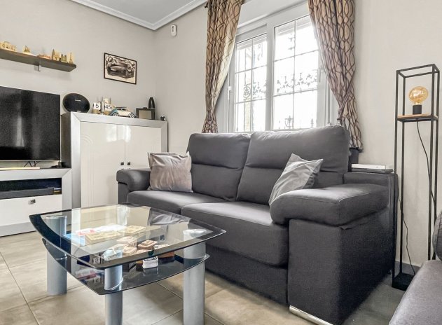Herverkoop - Villa - Orihuela Costa - Los Dolses
