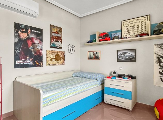 Herverkoop - Villa - Orihuela Costa - Los Dolses