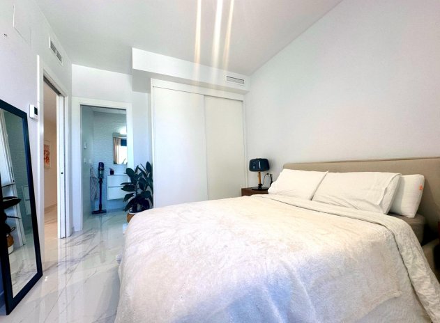 Resale - Apartment / Flat * - Orihuela Costa * - PAU 8