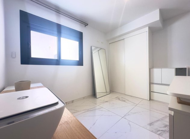 Resale - Apartment / Flat * - Orihuela Costa * - PAU 8