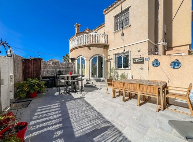 Herverkoop - Villa - Orihuela Costa - Villamartín