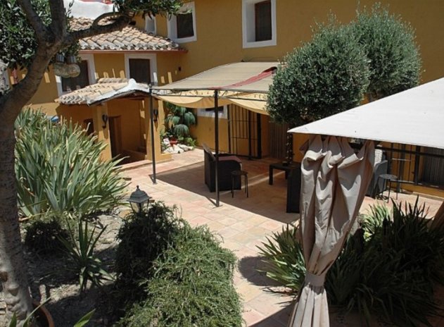 Herverkoop - Finca / Plattelands Woning - Cehegin